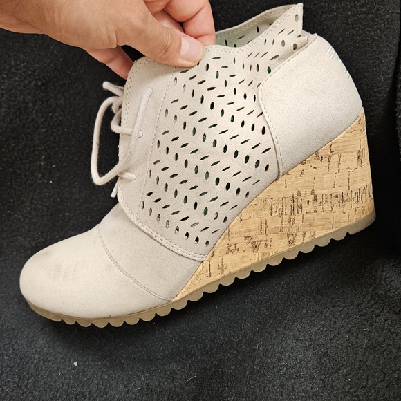 BOBS wedge sneaker-style shoes - Picture 6 of 8